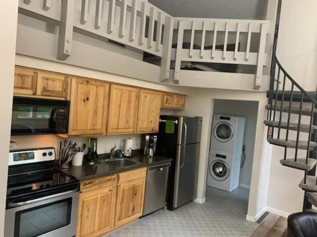 Boyne Mountain Condo -Sleeps 12 Boyne Falls المظهر الخارجي الصورة