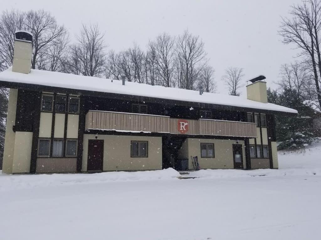 Boyne Mountain Condo -Sleeps 12 Boyne Falls المظهر الخارجي الصورة